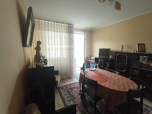 Proprietar Medgidia vând apartament cu 2 camere, semidecomandat, situat pe Strada Spitalului