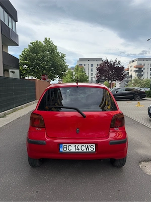 Toyota Yaris Diesel - imagine 5