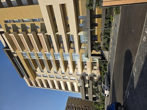 Direct proprietar ofer spre închiriere apartament cu trei camere 