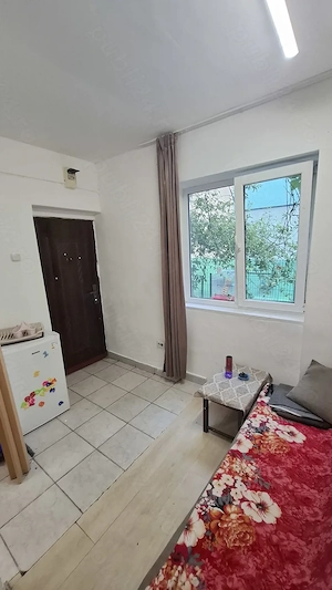  Camera de camin cu baie - imagine 2