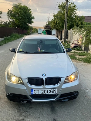 Vând BMW 320d an 2005 - imagine 2