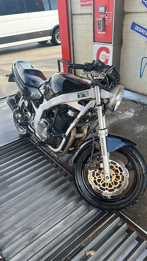 Suzuki GS 500 - imagine 3