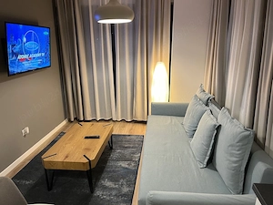 Studio și apartament de inchiriat în centrul stațiunii Mamaia - imagine 8