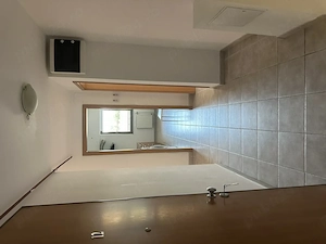Direct proprietar vând apartament cu două camere  - imagine 2