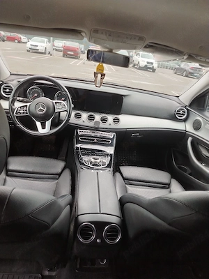 mercedes E class  - imagine 2