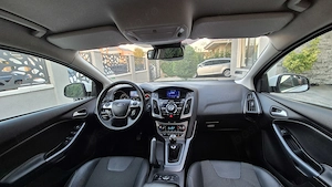 Ford-Focus-1.6 Benzina R.A.R.EFECTUAT-Camera-Keyless Goo-Entry-Euro 5 incalzire scaune-Cash-Rate - imagine 9