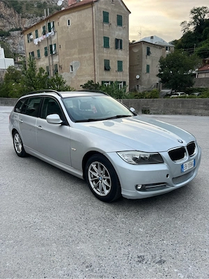 Bmw 318D 2010  - imagine 2