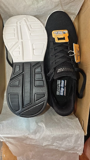 Adidași Skechers slip-on Bobs Waves 2.0, Negru stins, marimea 42
