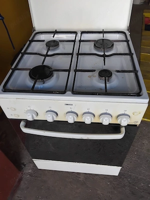 Vand Aragaz Zanussi Stare Buna Pret 200 RON Tg-Mures