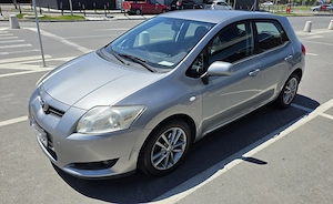Vând Toyota Auris, 2009, 82 000 km, benzină 1.6, 124 CP - imagine 4