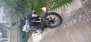 Vând motocicleta honda 125cm3