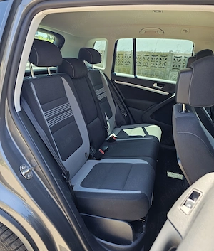 VW Tiguan 1.4TSI 4Motion FRESH Navi Parkassist ÎncălzireScaune DubluClima SenzoriParcare PilotAuto  - imagine 16