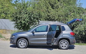VW Tiguan 1.4TSI 4Motion FRESH Navi Parkassist ÎncălzireScaune DubluClima SenzoriParcare PilotAuto  - imagine 2