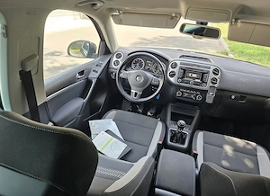 VW Tiguan 1.4TSI 4Motion FRESH Navi Parkassist ÎncălzireScaune DubluClima SenzoriParcare PilotAuto  - imagine 10
