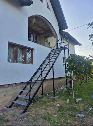 de vânzare scari exterior pentru detalii si comenzi sunati  