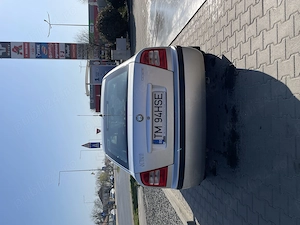 Skoda Octavia Elegance 1.6i - imagine 5