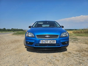 Ford Focus 2 1.6 TDCi - pachet Titanium - imagine 4