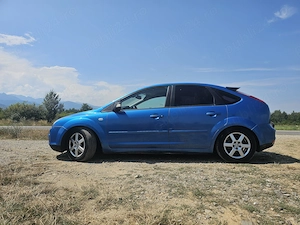 Ford Focus 2 1.6 TDCi - pachet Titanium - imagine 3
