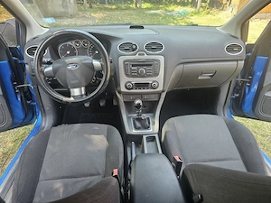 Ford Focus 2 1.6 TDCi - pachet Titanium - imagine 9