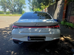 Hyundai Elantra varianta EXCLUSIVE  - imagine 4