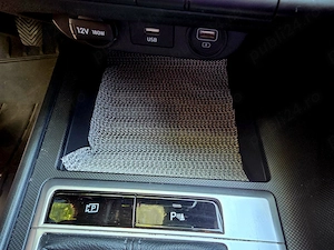 Hyundai Elantra varianta EXCLUSIVE  - imagine 8