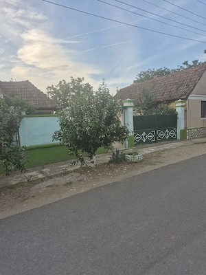 Casa de vanzare in centru la Covasant | Arad - imagine 3