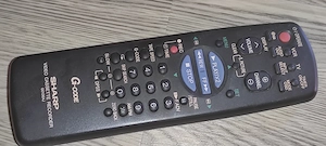 - vand Telecomanda originala pt. videorecorder SHARP poze reale - pret 80 ron