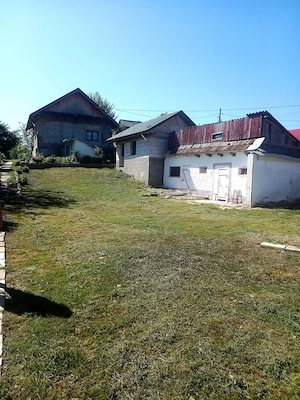 Casă de vânzare + teren 4km centru Vaslui, suburbia Brodoc 