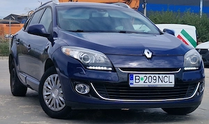 Renault Megane 3, motor 1.5 DCI, 110cp, an. 2013 Full Option - imagine 9