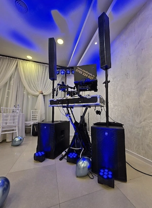 Vand RCF Evox 15 - stare impecabila. Cu huse RCF incluse