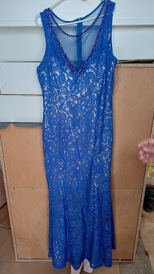 Vind rochie de evenimente