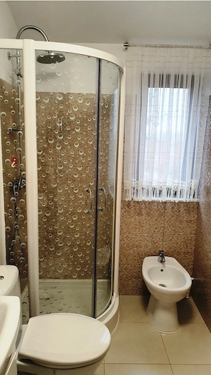 Casă de vânzare + teren 4km centru Vaslui, suburbia Brodoc  - imagine 27