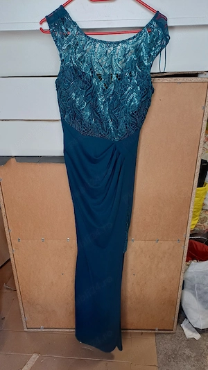vind rochie