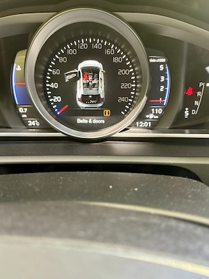 Volvo V40 D2 R Design - imagine 7
