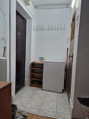 Garsoniera de închiriat zona Baicului