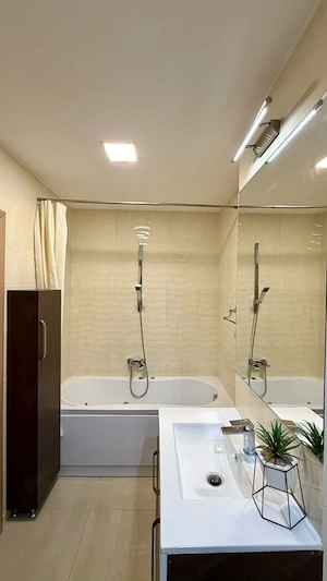 Bd. Republicii (zona str. V. Alecsandri)   ap. 2 camere decomandat, etaj 2, finisat, mobilat - imagine 8