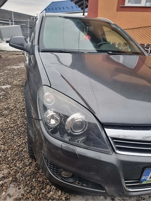 Opel Astra H 1.9CDTI 150cp  Anul 2009 - imagine 3