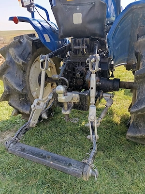 tractor iseki 4x4 cu freză și plug  - imagine 3