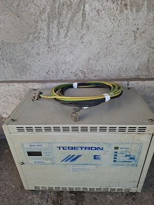 Redresor încărcător industrial Tebetron 24/40  - imagine 3