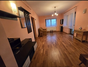 Inchiriez apartament 2 camere mare ( terasa), etaj 1, strada Sacel, Sibiu - imagine 4