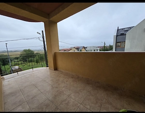 Inchiriez apartament 2 camere mare ( terasa), etaj 1, strada Sacel, Sibiu - imagine 3