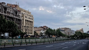 Apartament 2 camere ultracentral | 50 m  | Lângă Parlament & Centrul Vechi