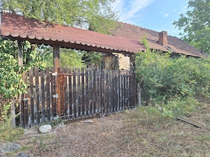 Vand teren intravilan Mustesti (com. Gurahont)