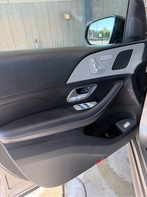 Mercedes GLE 300, an 2020. - imagine 3