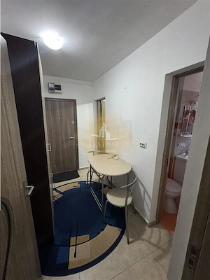 Apartament 3 camere - Zona Dacia - Etaj 2 - Centrala proprie