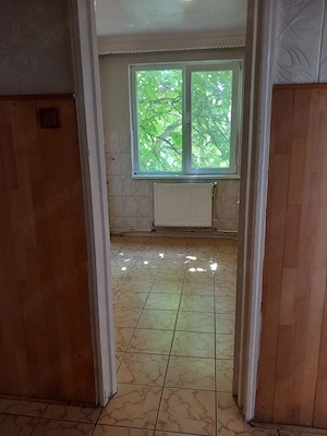 proprietar, vand apartament 3 camere  -75000 -negociabil - imagine 8