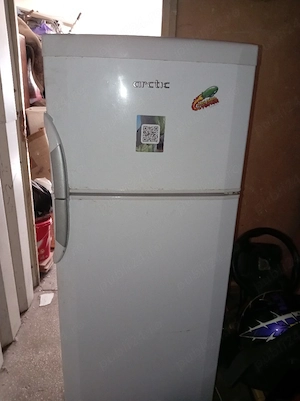 Frigider artic cu congelator 