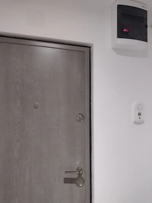[SCHIMB] Apartament 2 camere + diferență cu  Casă si teren lângă Roman - imagine 5