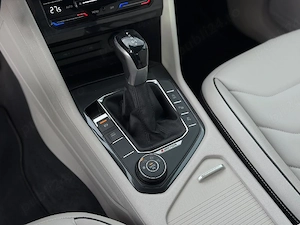 DE VANZARE  Volkswagen Tiguan 2021   2.0 TDI 197CP    4X4  Cutie Automata DSG   Dotari de top - imagine 6
