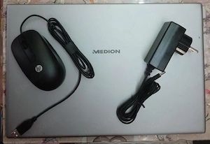 Laptop MEDION AMD 3020e Graphics RadeonT 1,20 GHz placă video 1010 MB, ssd sandisk M2 